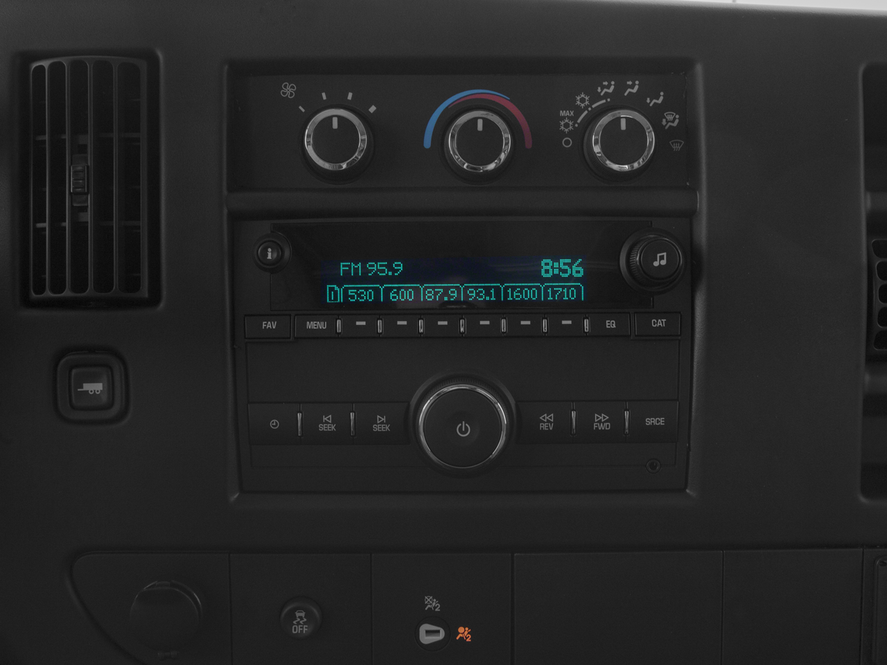 2017 GMC Savana Cargo Van RWD 2500 135"