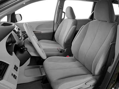 2014 TOYOTA TRUCK Sienna LE