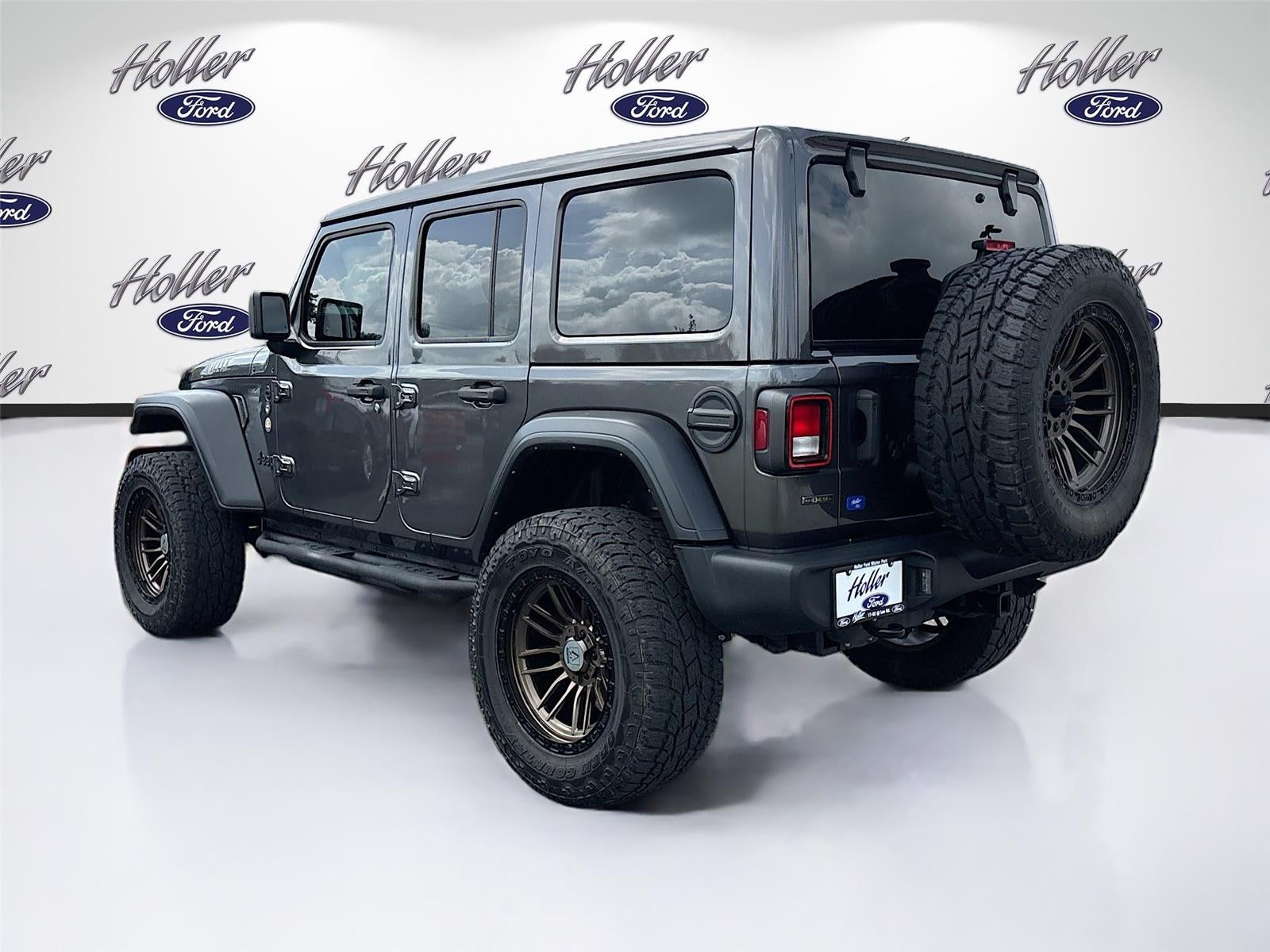 2022 Jeep Wrangler Unlimited Willys