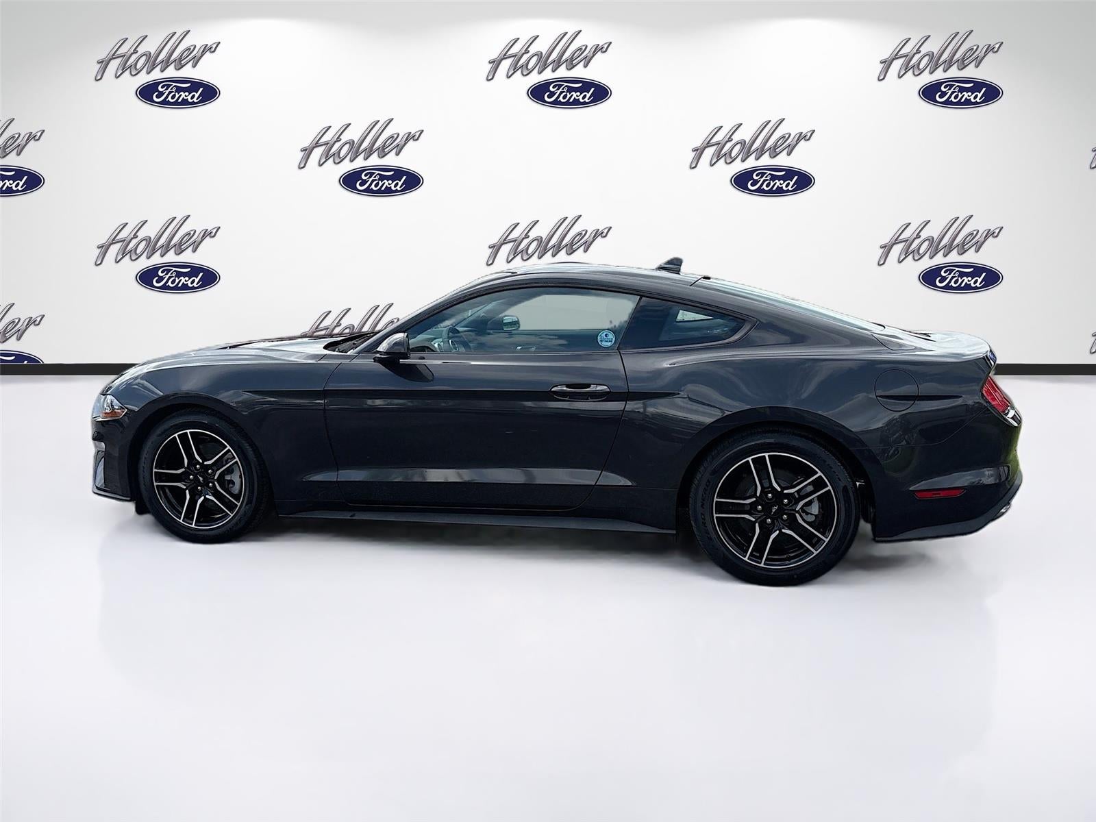 2022 Ford Mustang EcoBoost