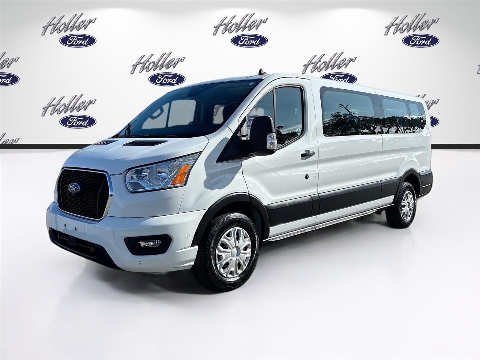 2022 Ford Transit Passenger Wagon XLT