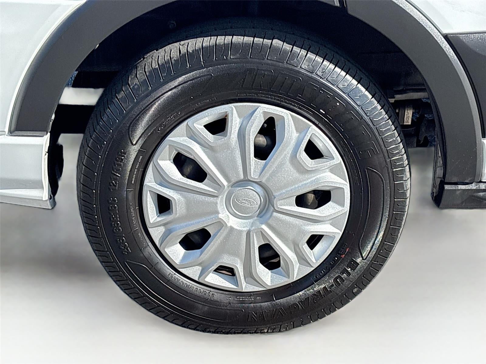 2022 Ford Transit Passenger Wagon XLT