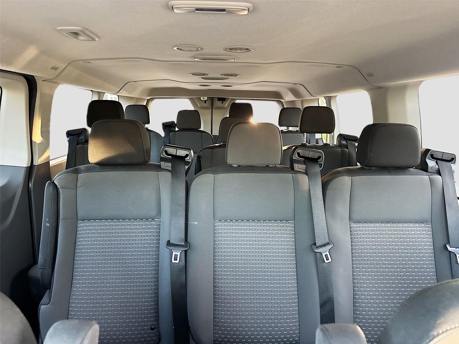 2023 Ford Transit Passenger Wagon XLT