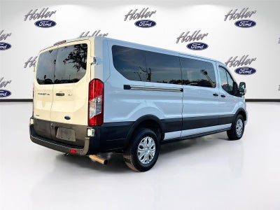 2023 Ford Transit Passenger Wagon XLT