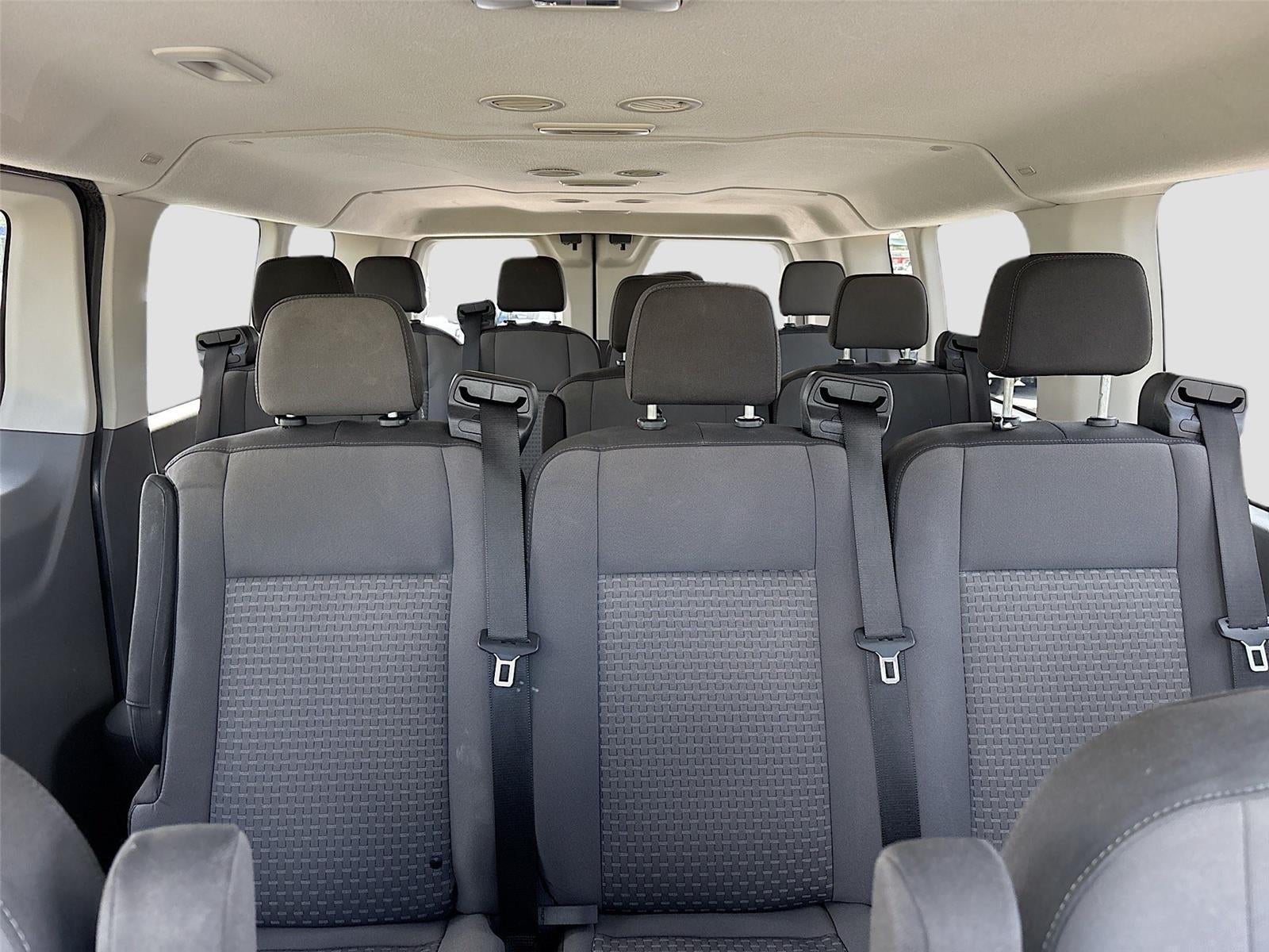 2023 Ford Transit Passenger Wagon XLT