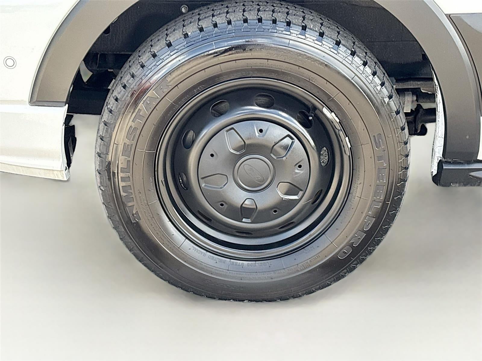 2023 Ford Transit Passenger Wagon XLT