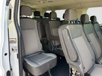2023 Ford Transit Passenger Wagon XLT
