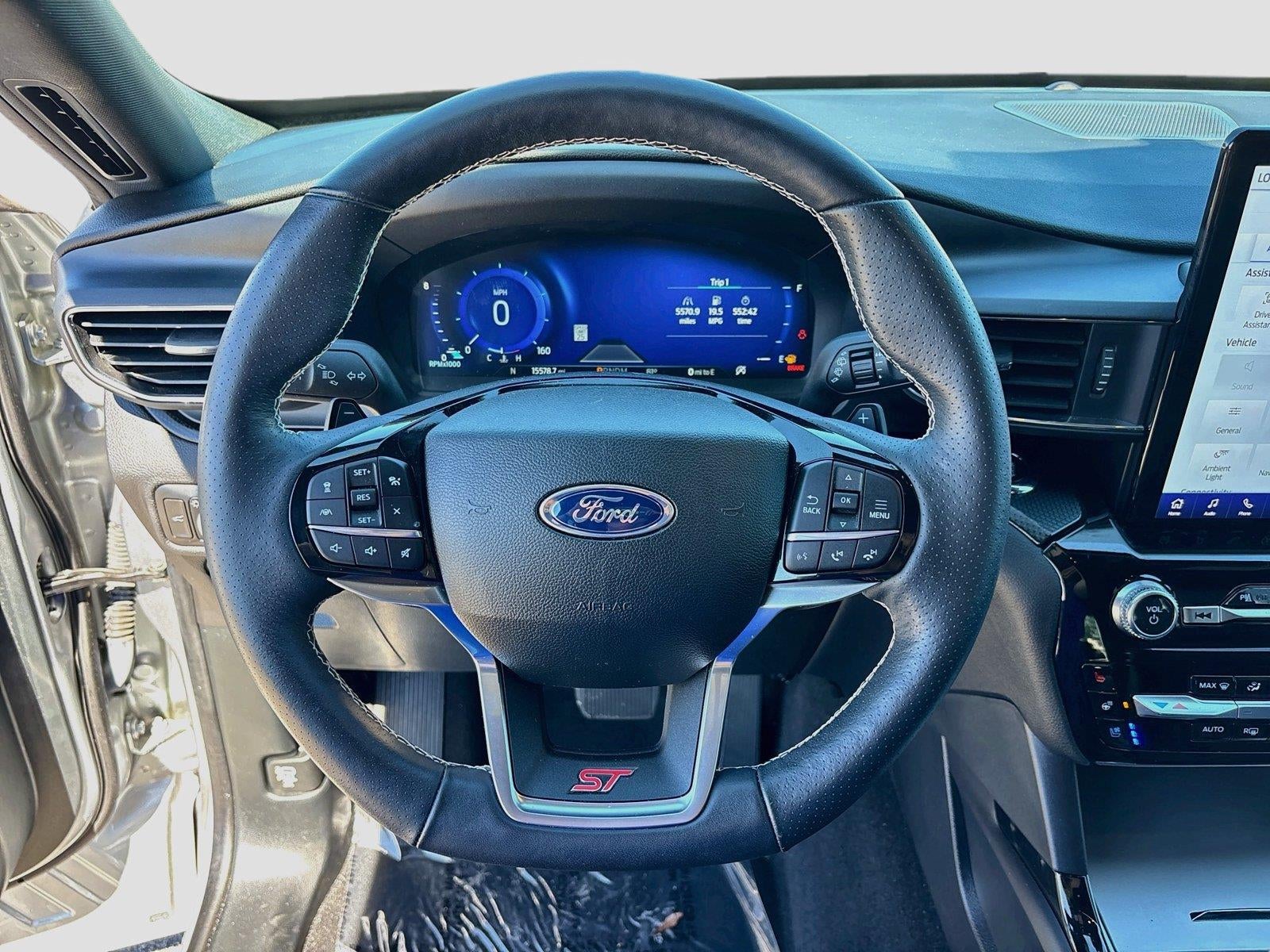 2024 Ford Explorer ST