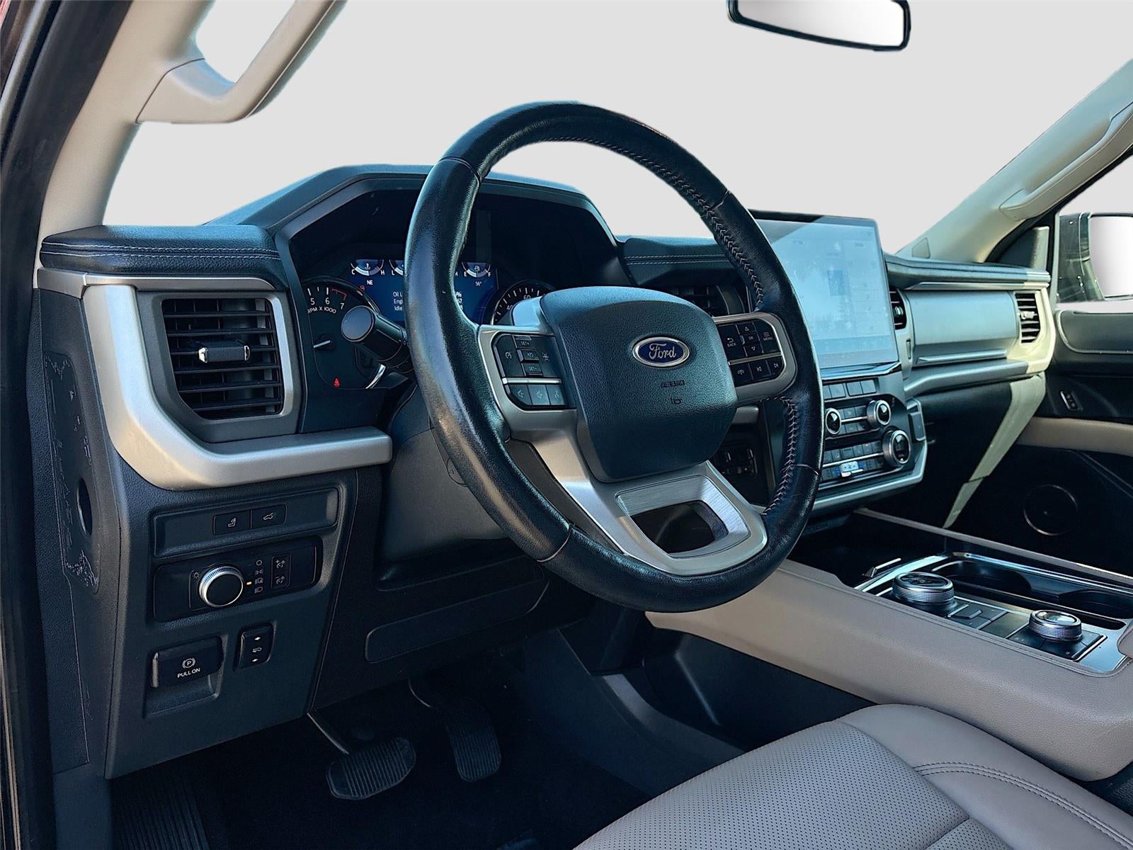 2022 Ford Expedition Max XLT