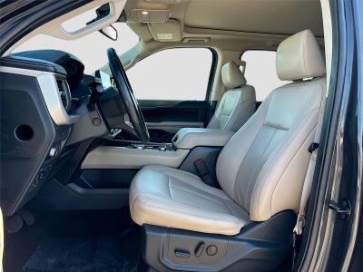 2022 Ford Expedition Max XLT