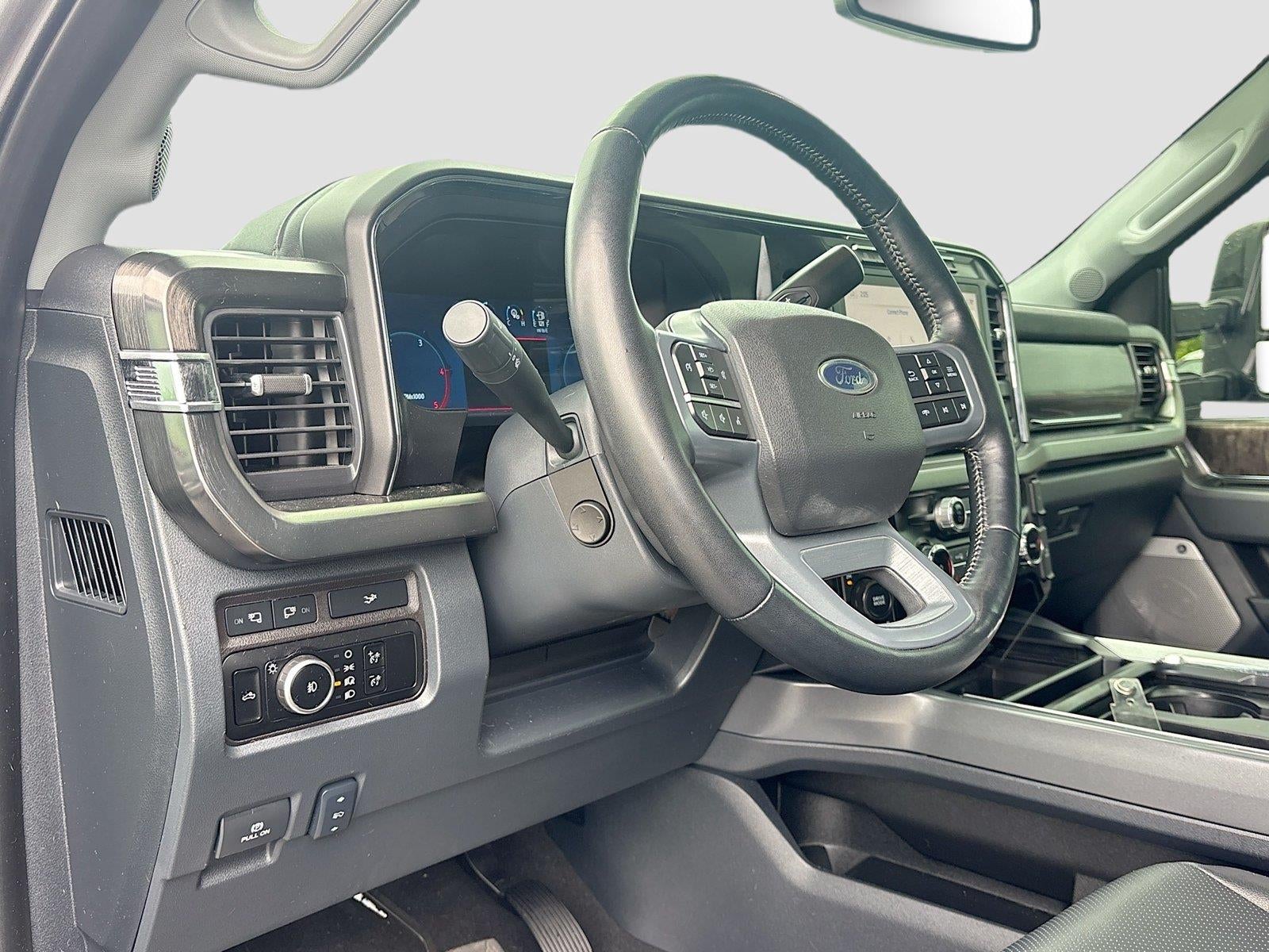 2024 Ford Super Duty F-250 SRW LARIAT