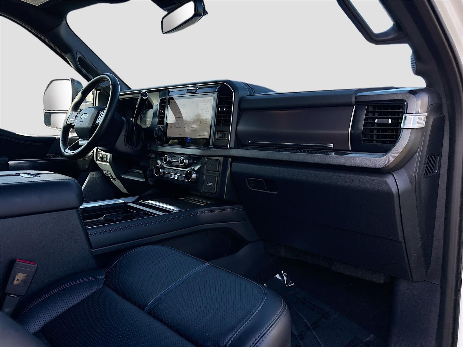 2026 Ford Super Duty F-350 SRW Platinum
