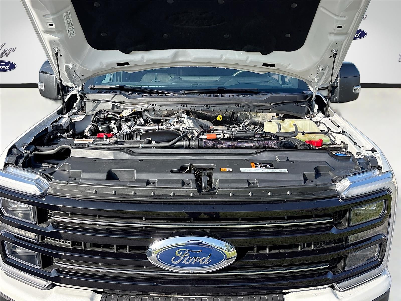 2026 Ford Super Duty F-350 SRW Platinum