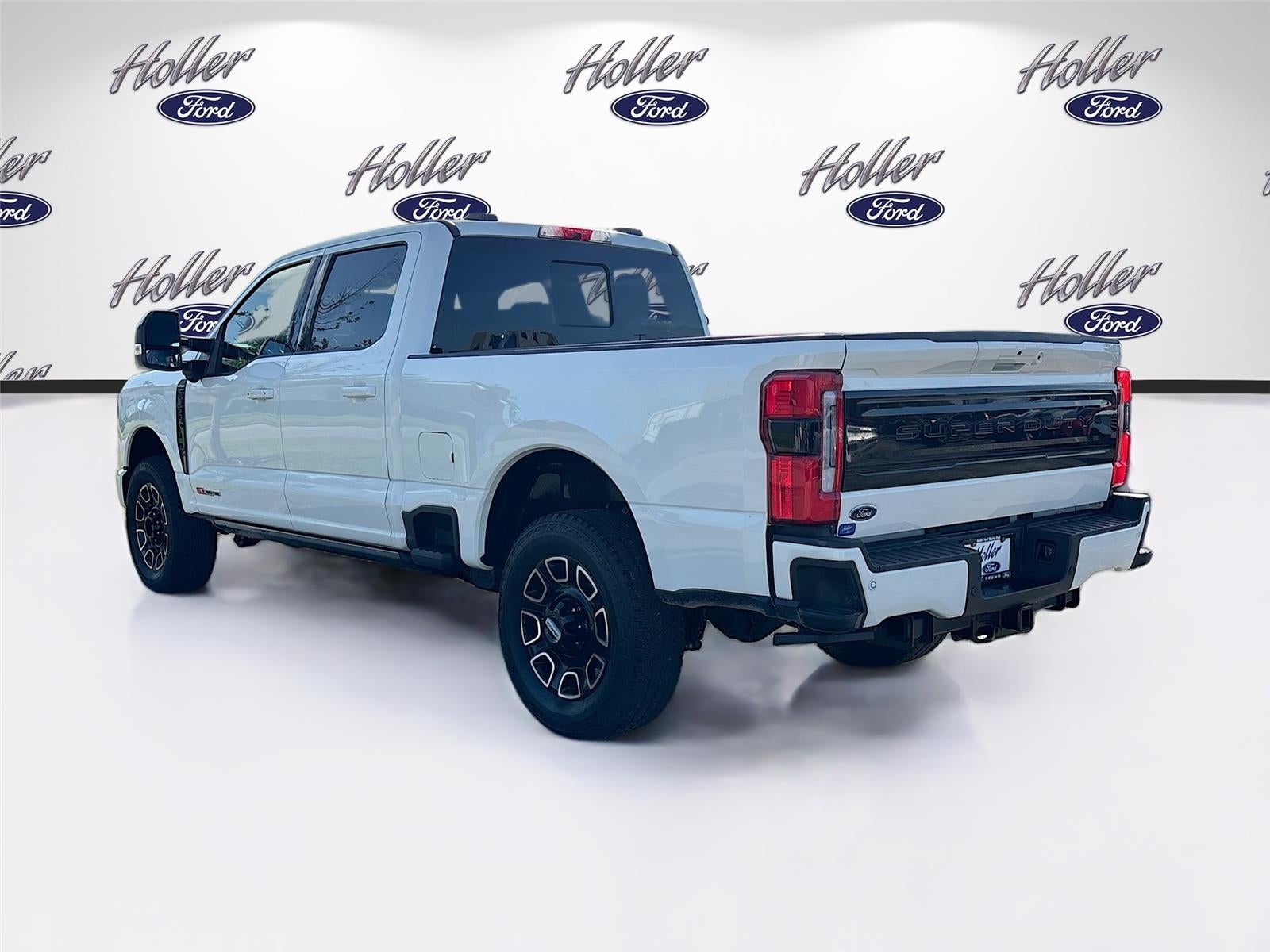 2026 Ford Super Duty F-350 SRW Platinum