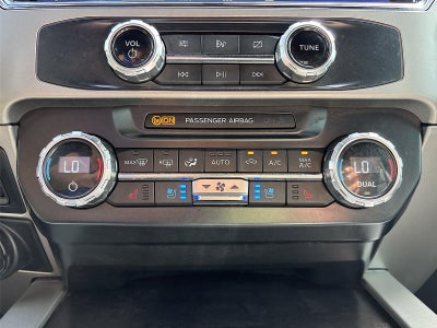 2022 Ford Super Duty F-350 DRW LARIAT