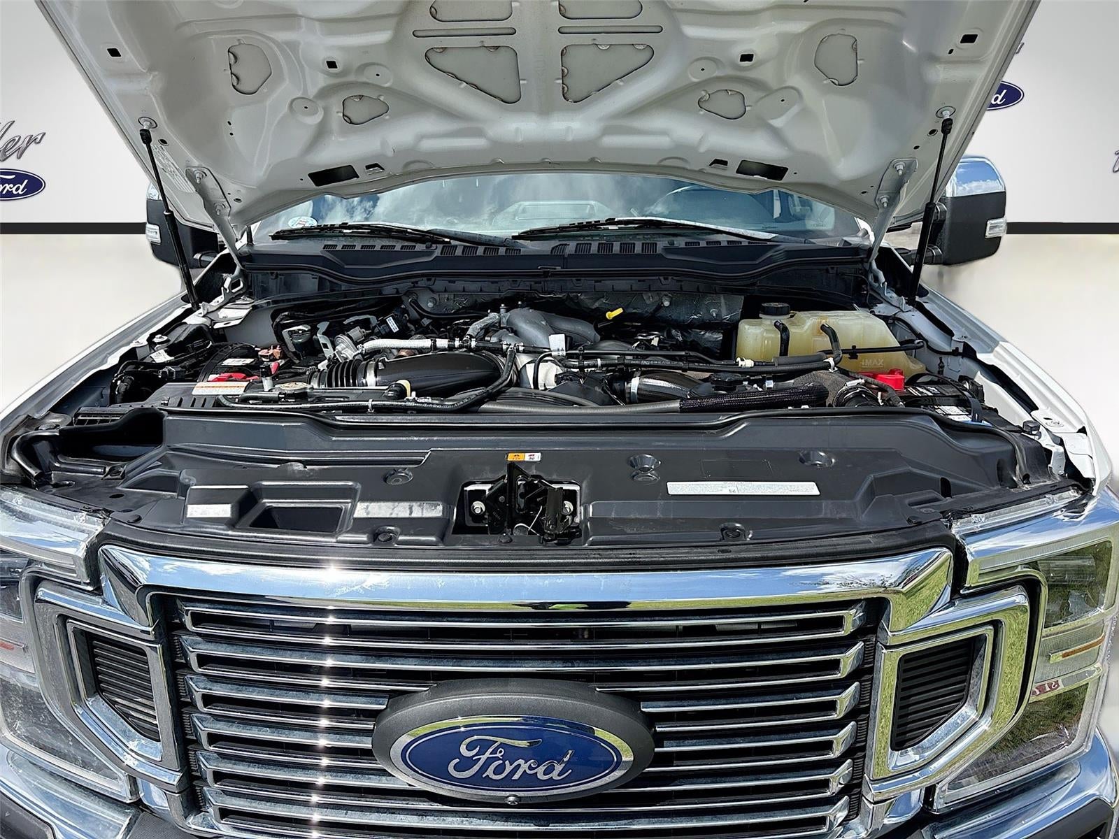 2022 Ford Super Duty F-350 DRW LARIAT