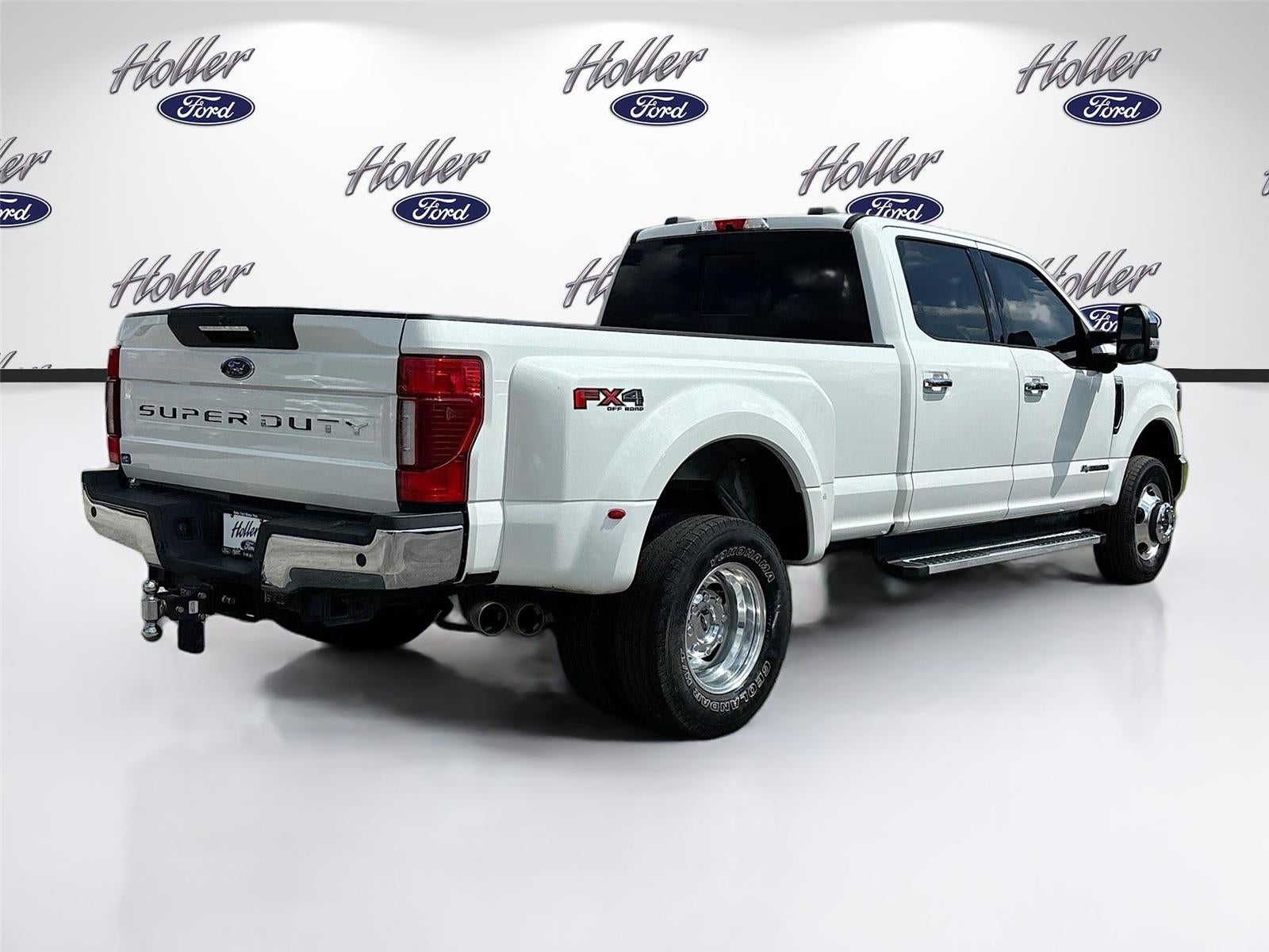 2022 Ford Super Duty F-350 DRW LARIAT