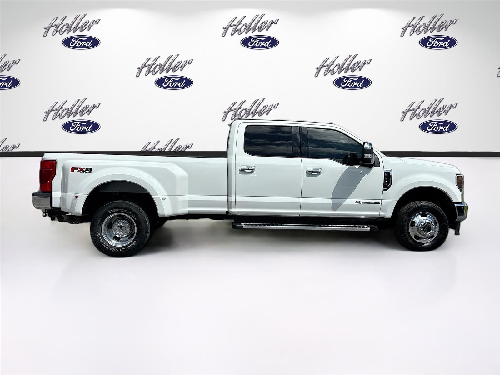 2022 Ford Super Duty F-350 DRW LARIAT