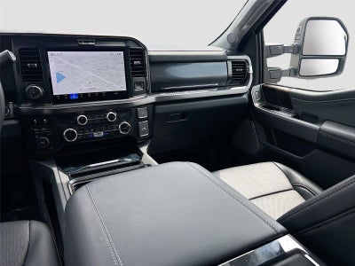 2026 Ford Super Duty F-350 DRW LARIAT