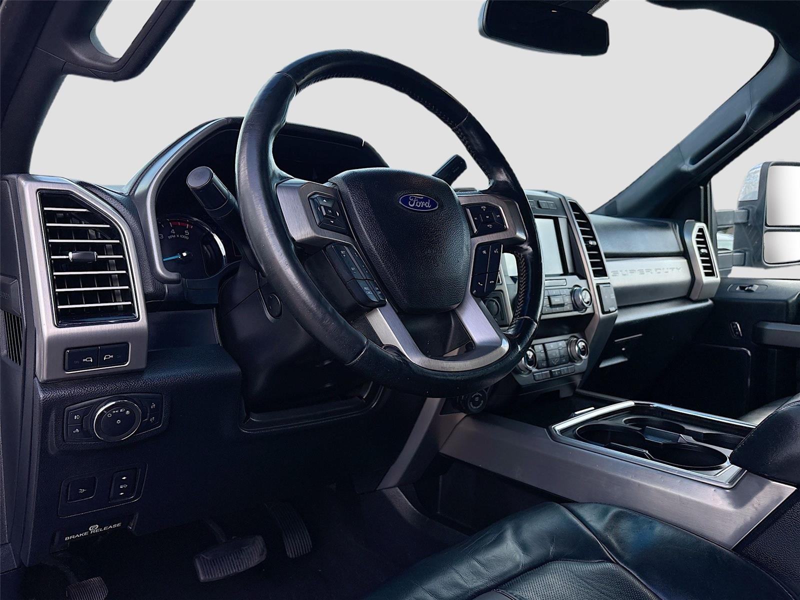 2020 Ford Super Duty F-350 DRW Platinum