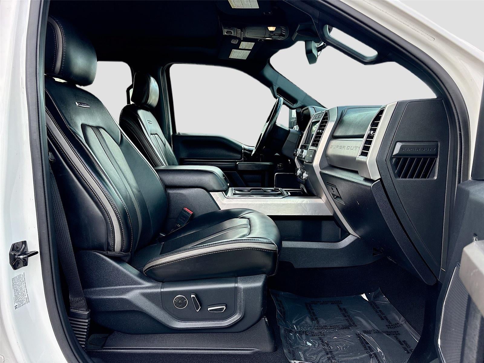 2020 Ford Super Duty F-350 DRW Platinum