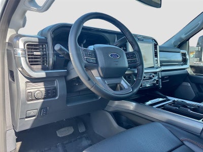 2025 Ford Super Duty F-450 DRW LARIAT