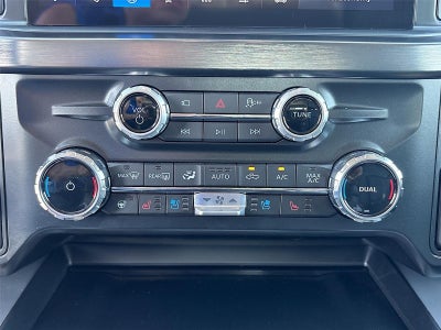 2025 Ford Super Duty F-450 DRW LARIAT