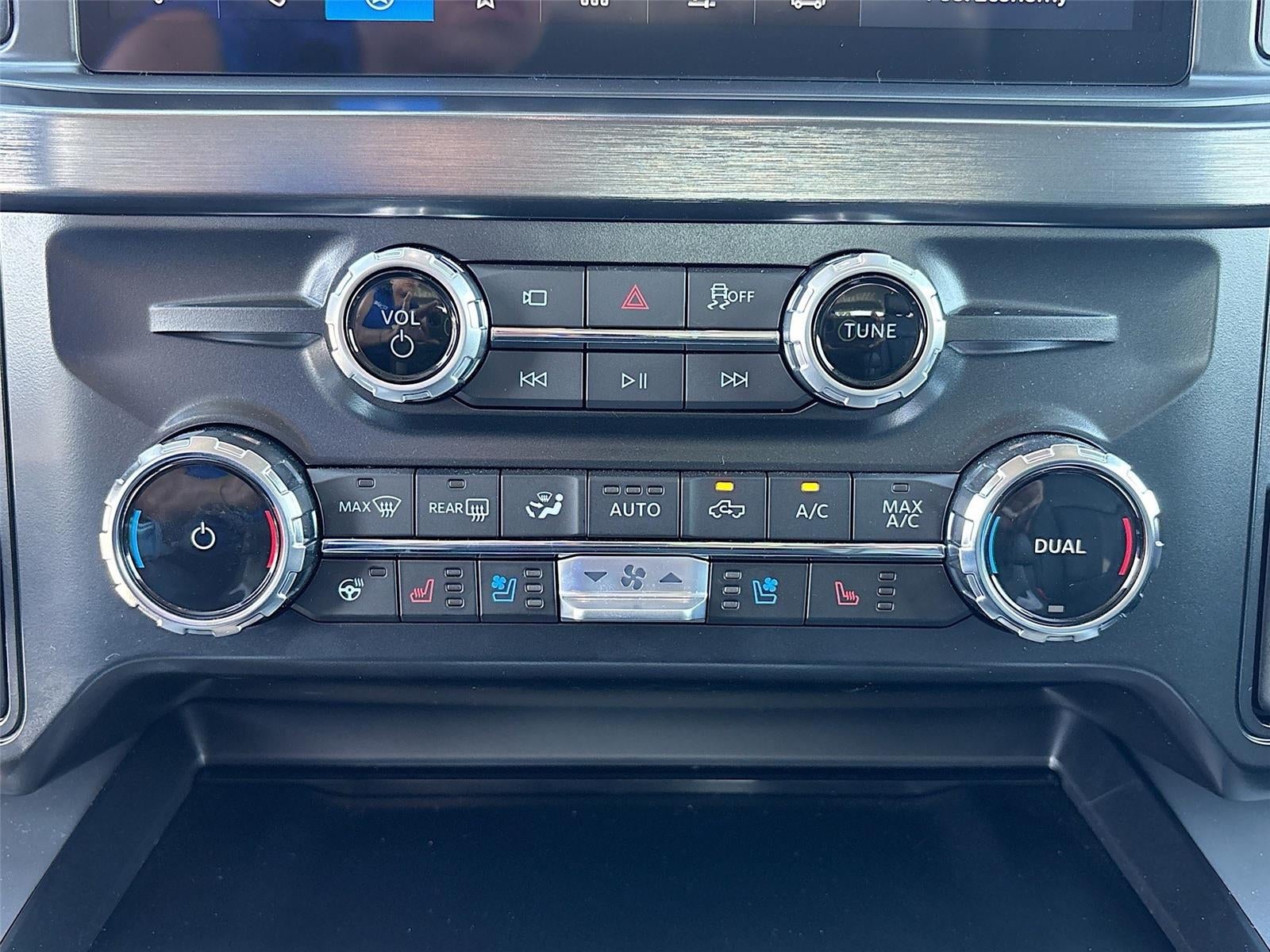 2025 Ford Super Duty F-450 DRW LARIAT