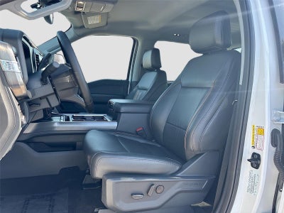 2025 Ford Super Duty F-450 DRW LARIAT