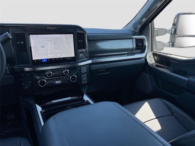 2025 Ford Super Duty F-450 DRW LARIAT