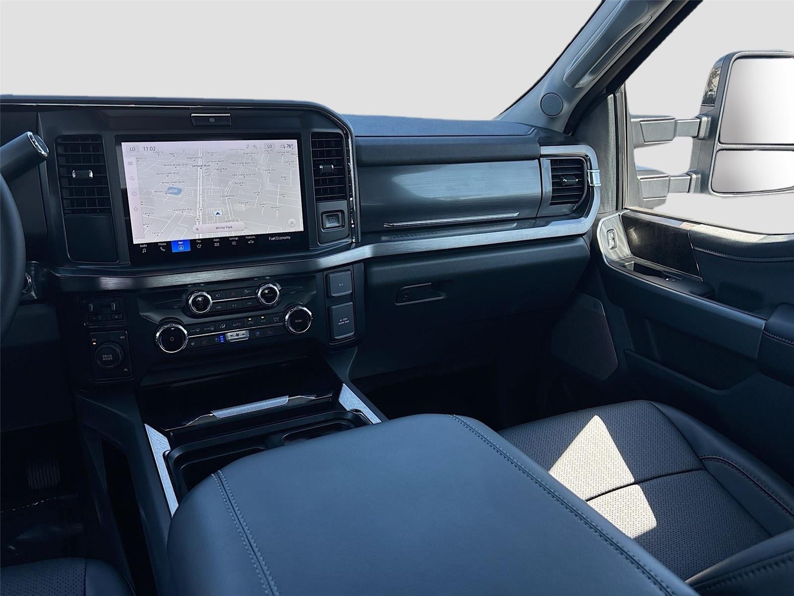 2025 Ford Super Duty F-450 DRW LARIAT