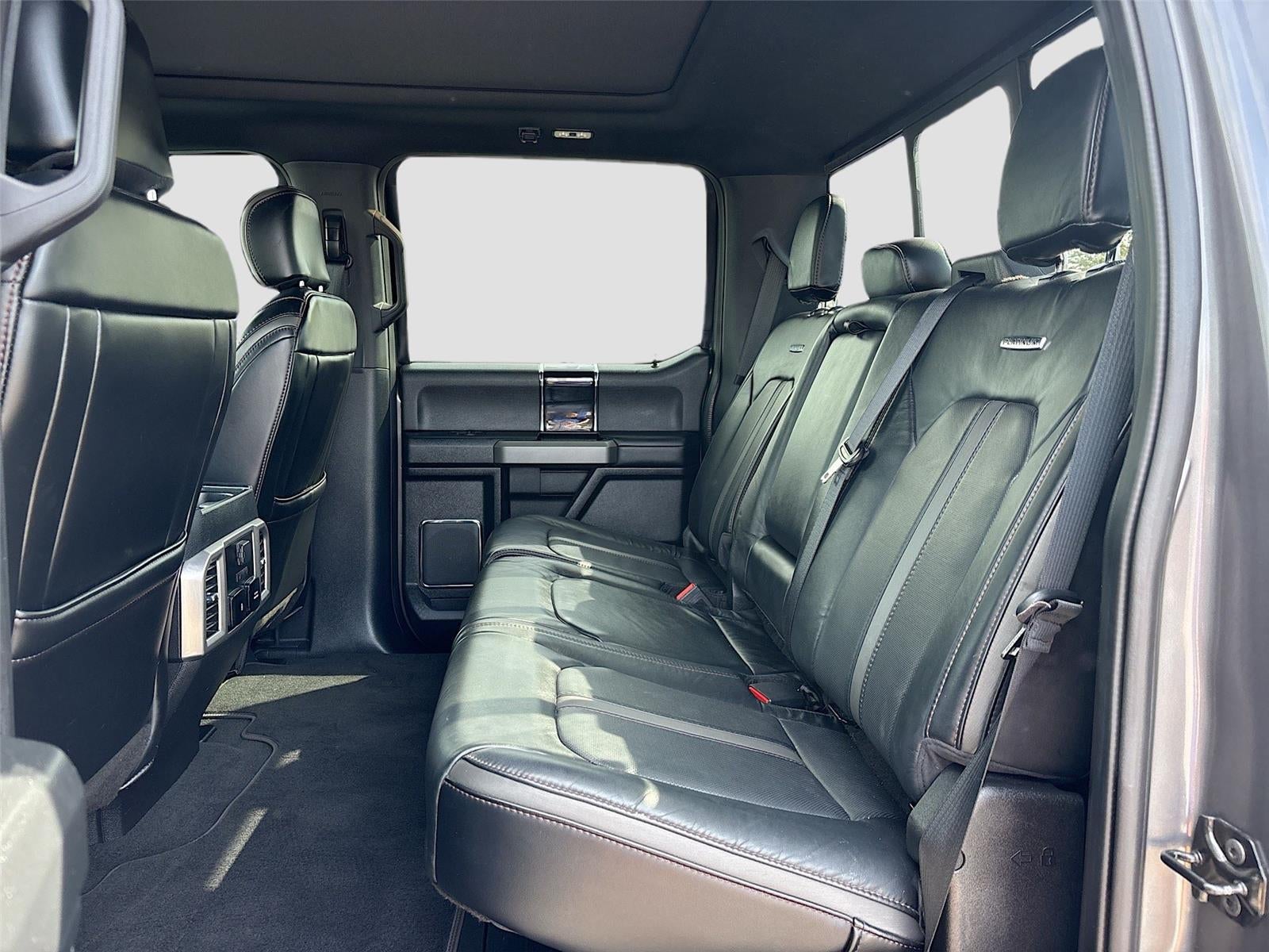 2021 Ford Super Duty F-450 DRW Platinum