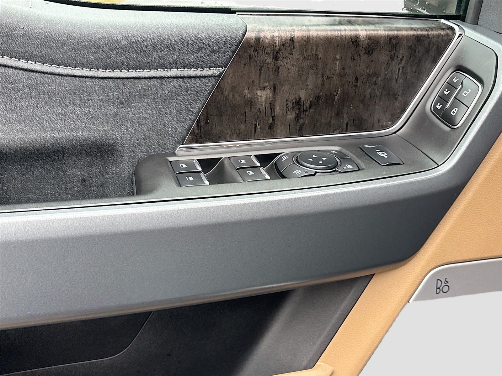 2024 Ford Super Duty F-450 DRW LARIAT