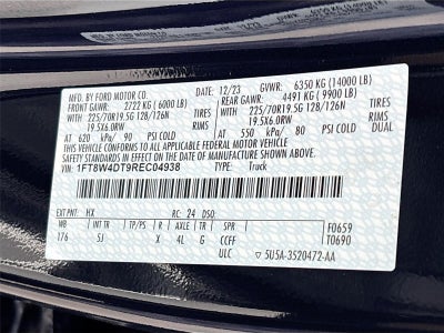 2024 Ford Super Duty F-450 DRW LARIAT