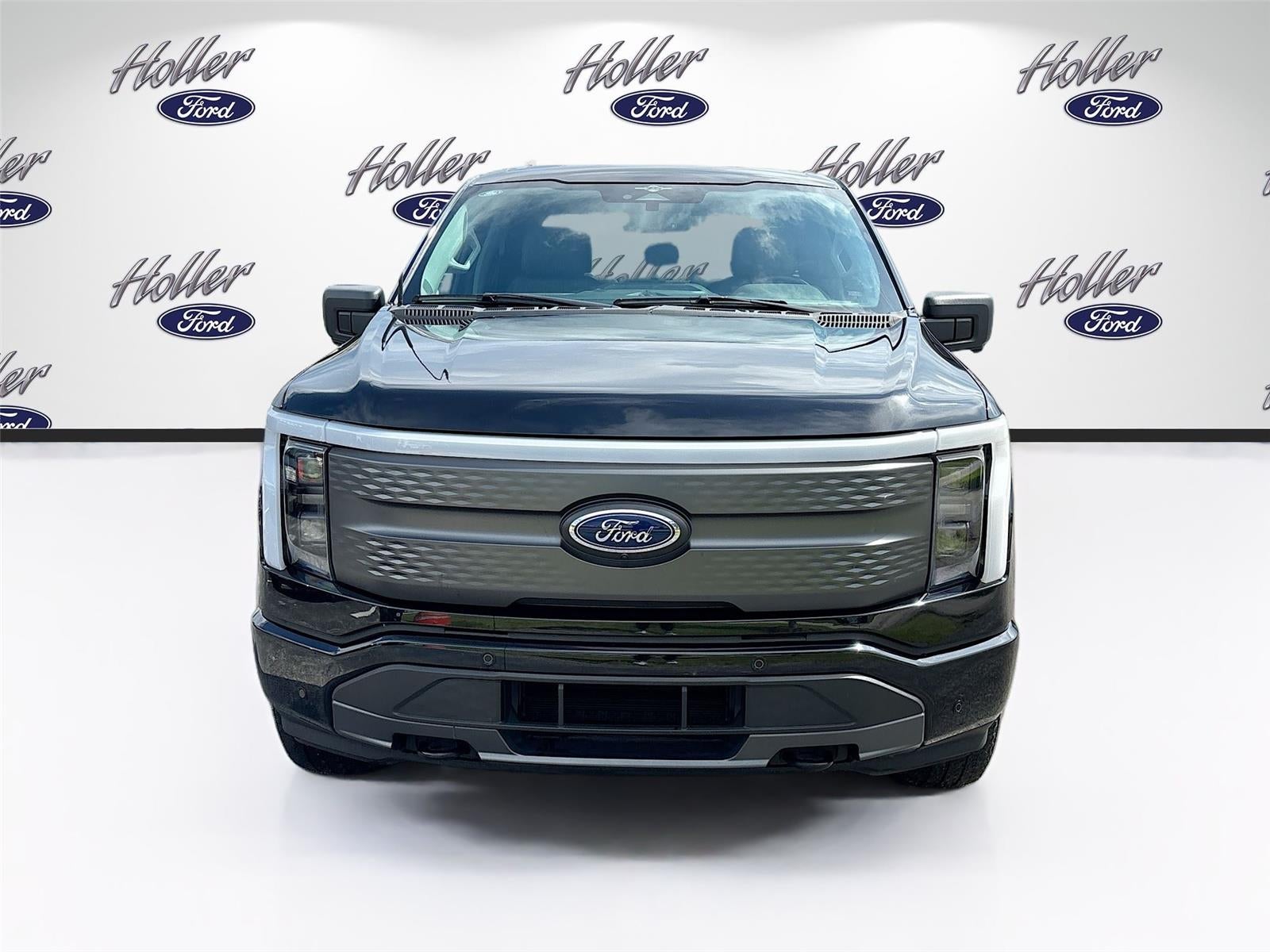 2023 Ford F-150 Lightning XLT