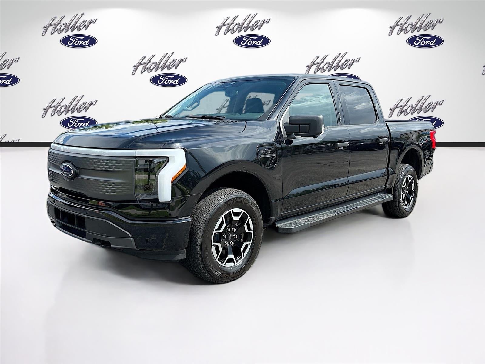 2023 Ford F-150 Lightning XLT