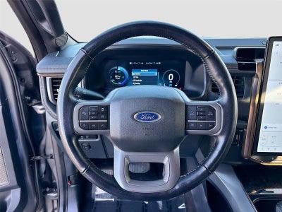 2022 Ford F-150 Lightning LARIAT