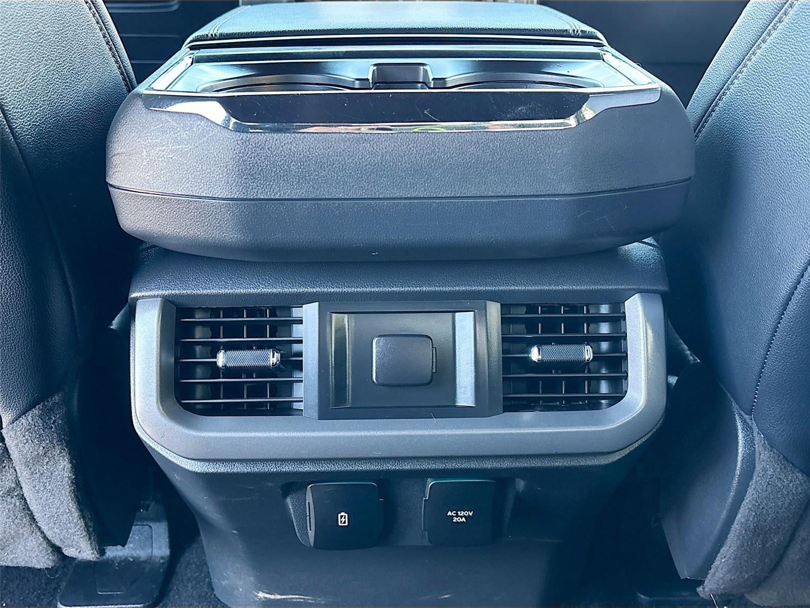 2022 Ford F-150 Lightning LARIAT