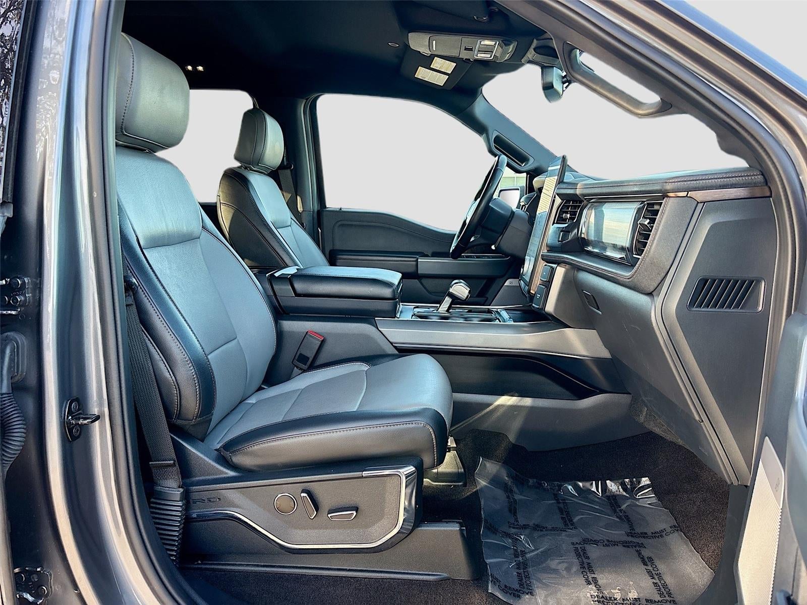 2022 Ford F-150 Lightning LARIAT