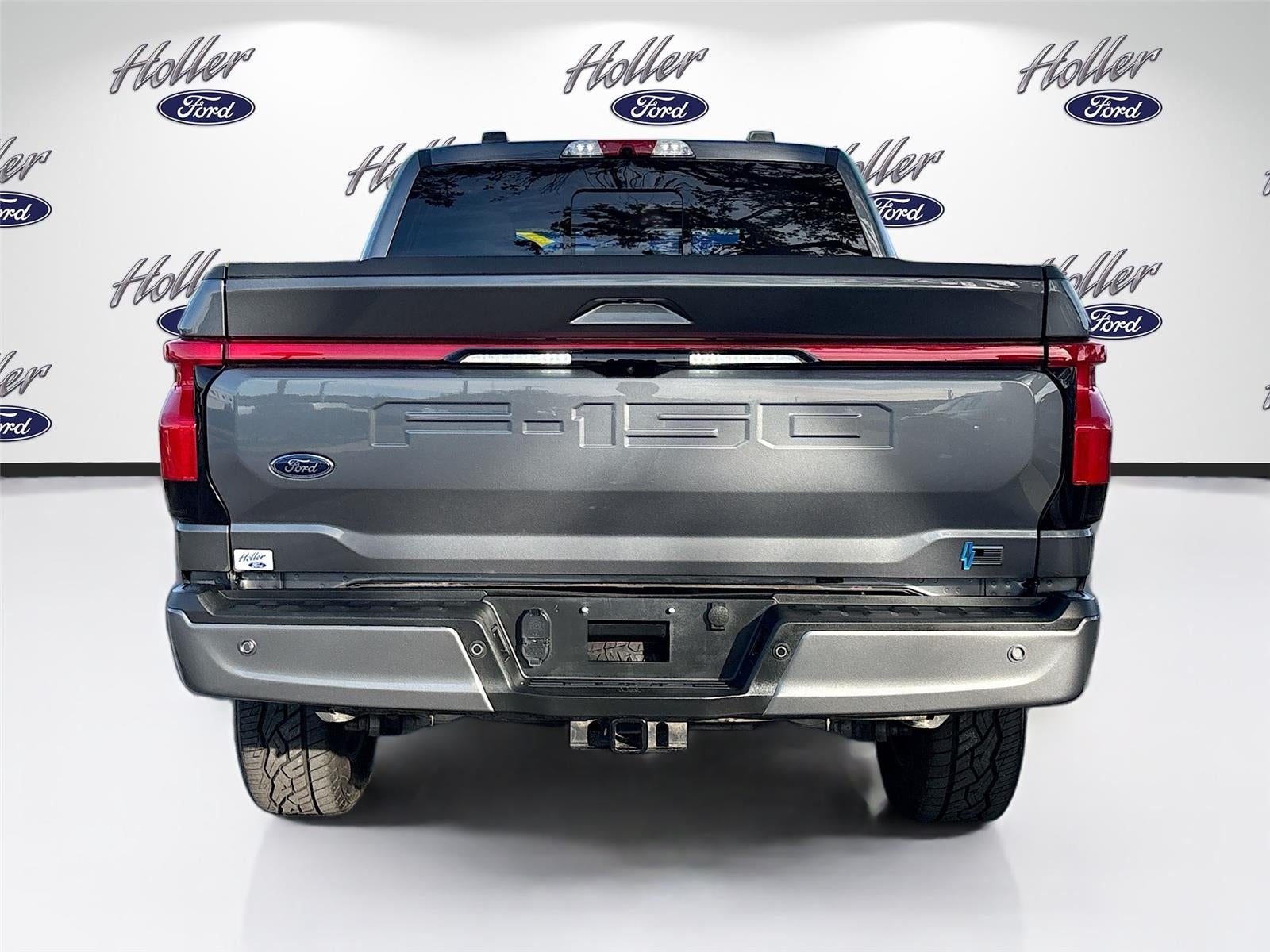 2022 Ford F-150 Lightning LARIAT