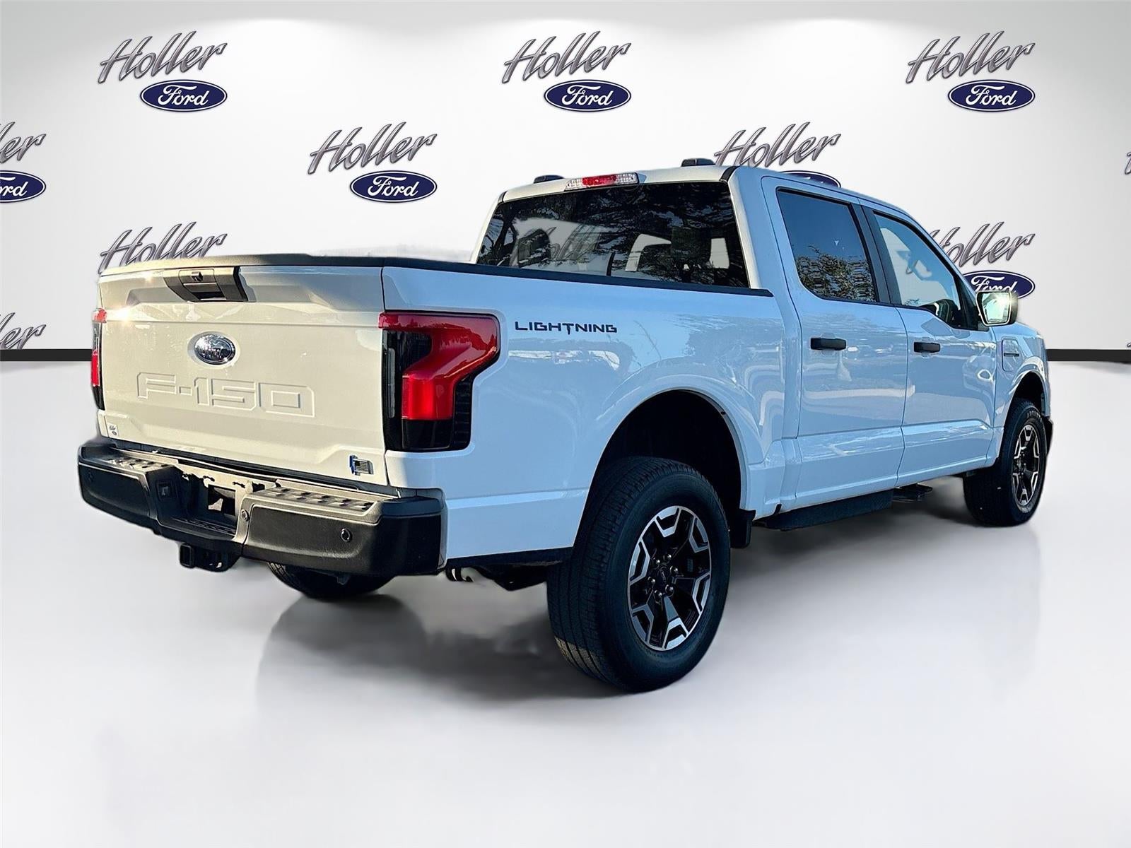 2022 Ford F-150 Lightning Pro