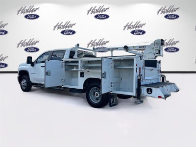 2023 Chevrolet Silverado 3500HD CC Work Truck