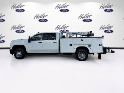2023 Chevrolet Silverado 3500HD CC Work Truck