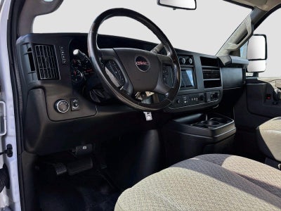 2023 GMC Savana Commercial Cutaway 3500 139" VAN