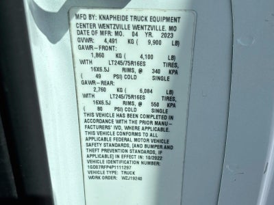 2023 GMC Savana Commercial Cutaway 3500 139" VAN