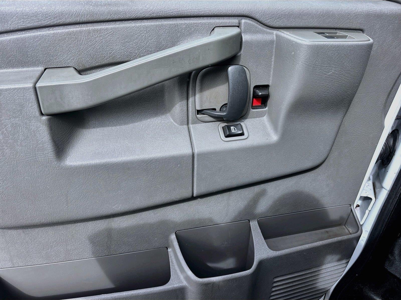 2019 GMC Savana Cargo Van VAN 2500 RWD 135"