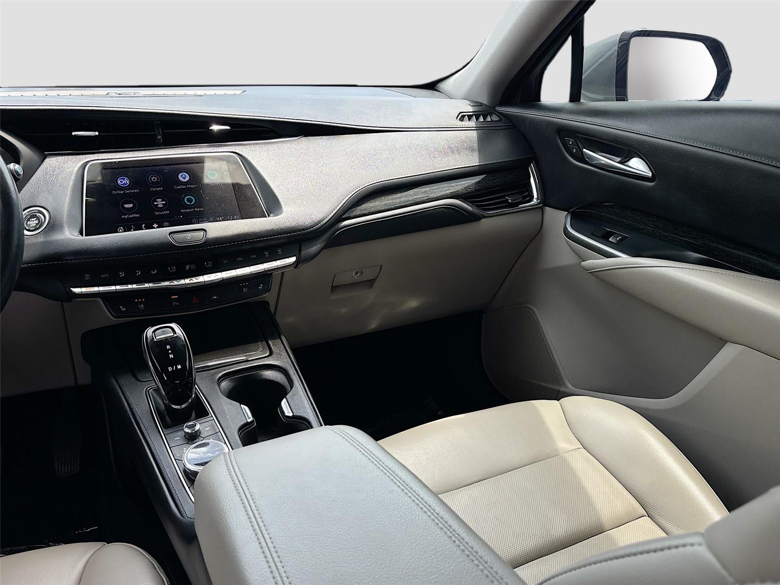 2023 Cadillac XT4 FWD Premium Luxury