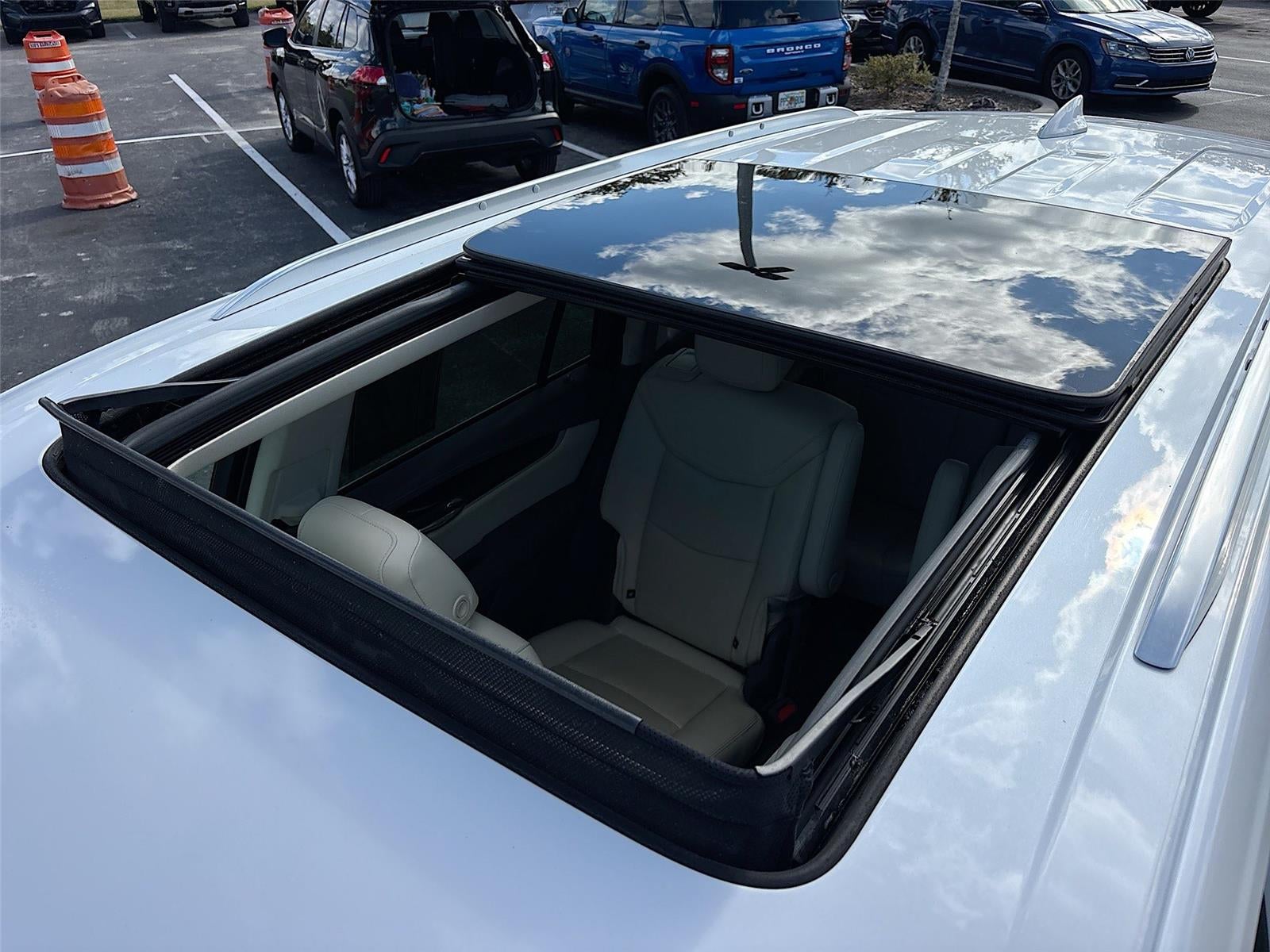 2021 Cadillac XT6 Premium Luxury