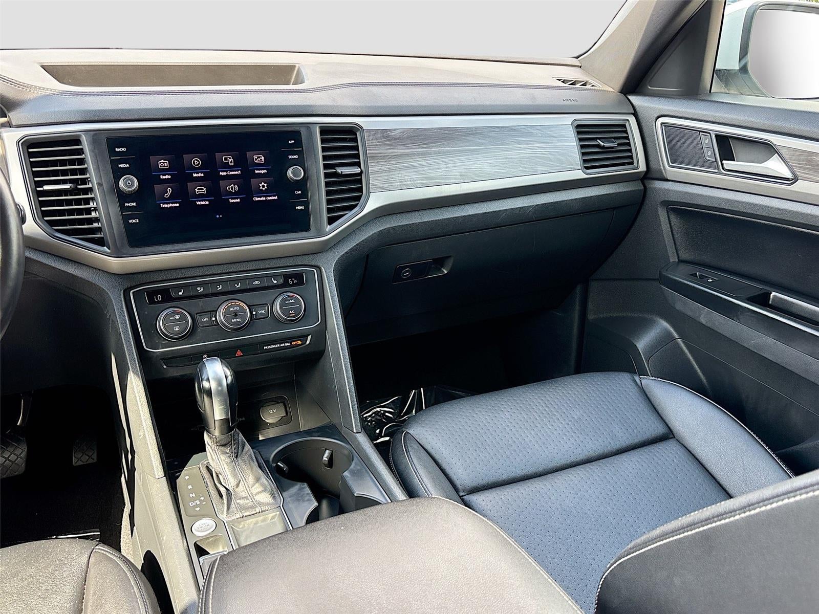 2020 Volkswagen Atlas Cross Sport 2.0T SE