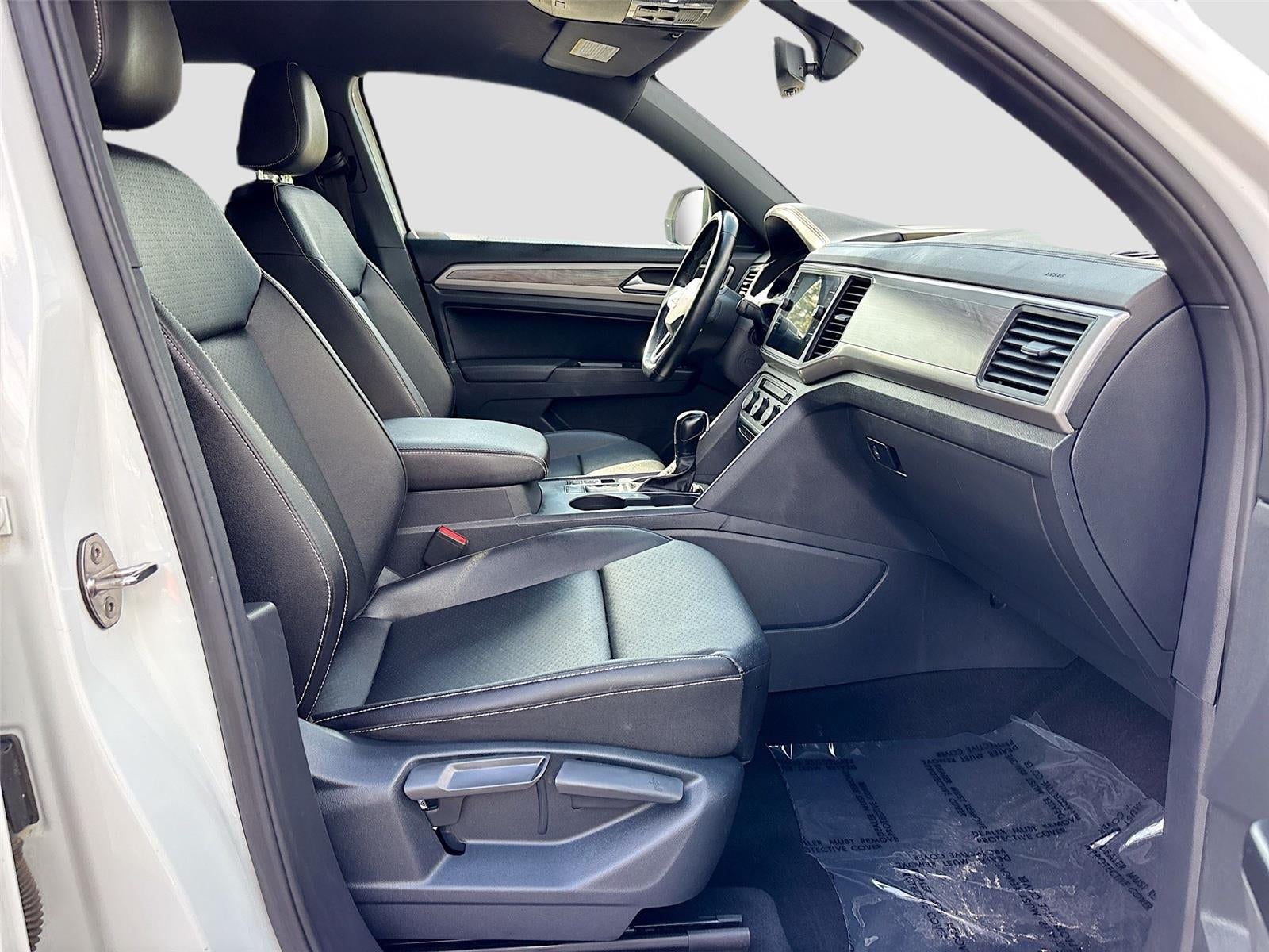 2020 Volkswagen Atlas Cross Sport 2.0T SE